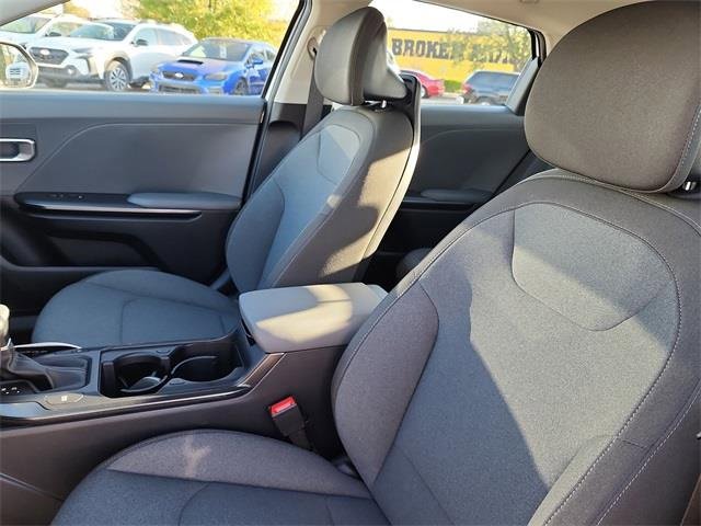 New 2025 Kia K4 LXS image 12