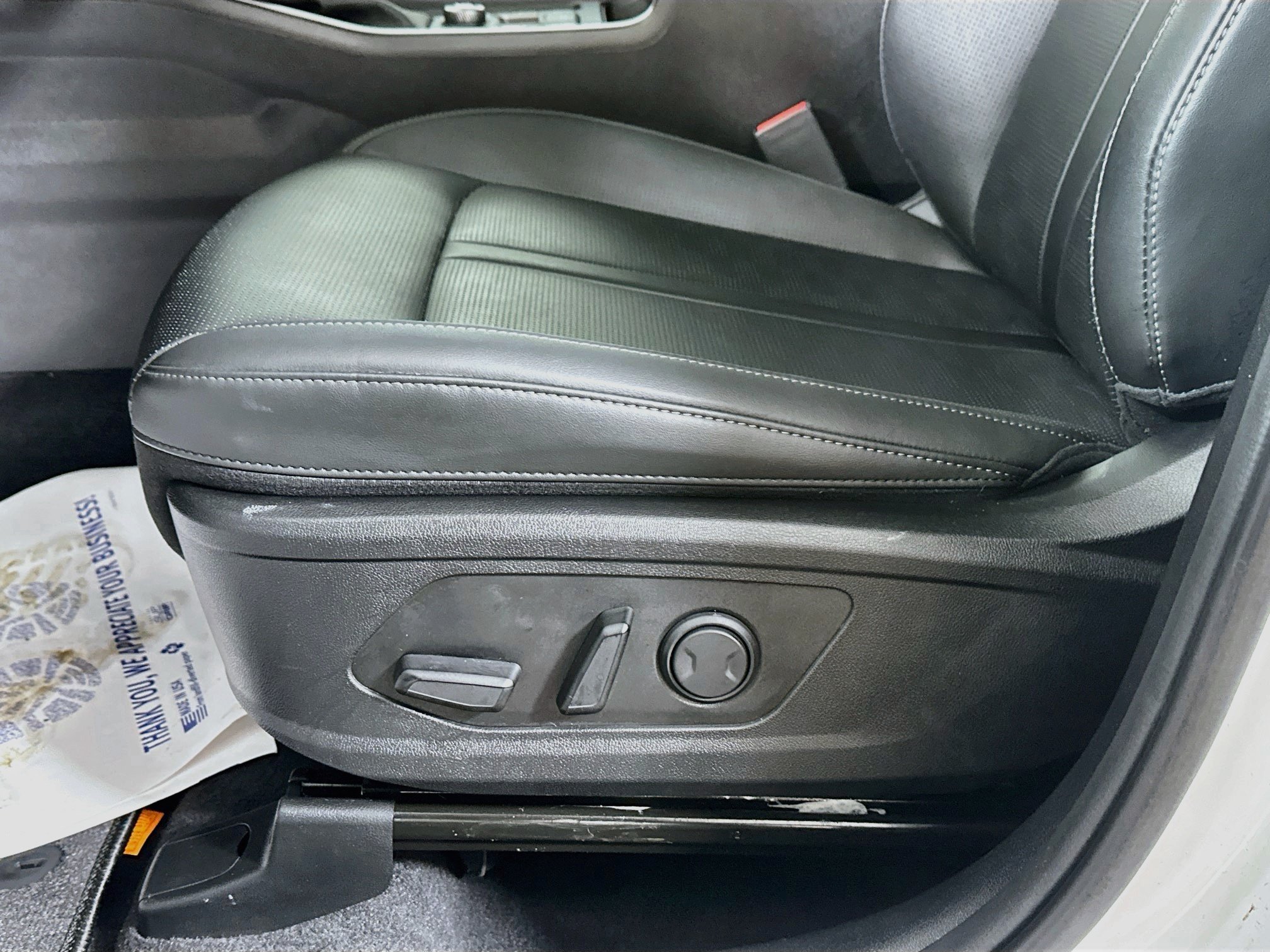 Certified 2025 Kia Sorento S w/ Panoramic Sunroof Package FWD image 19