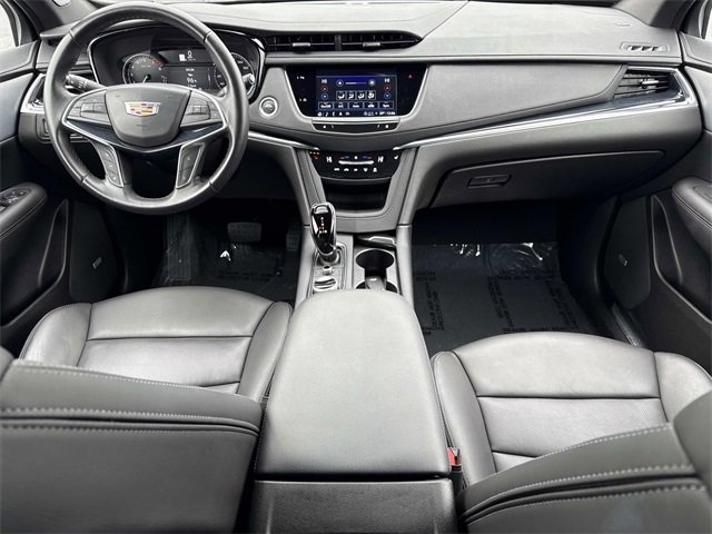 Used 2024 Cadillac XT5 Premium Luxury image 17