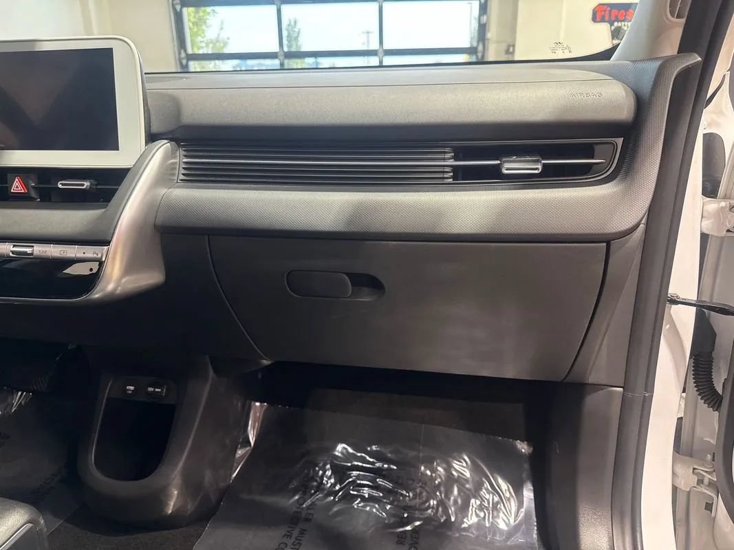 Used 2024 Hyundai Ioniq 5 SE AWD/4WD image 95