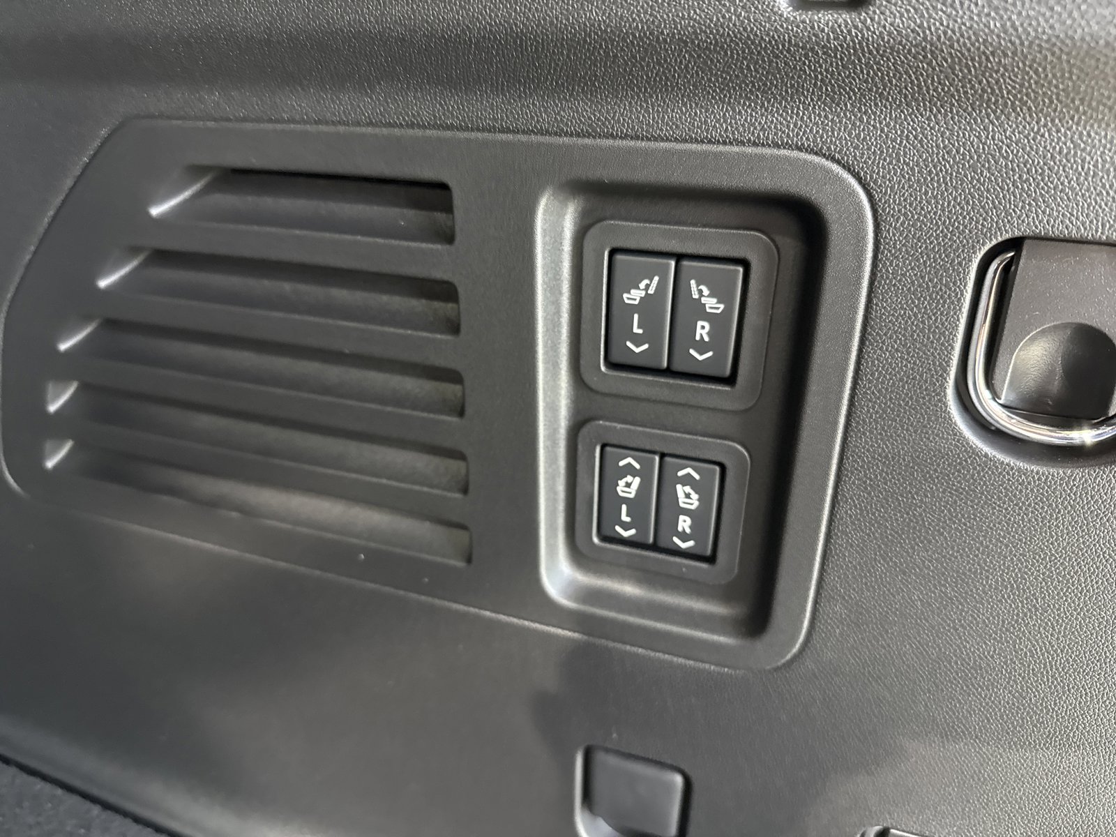 New 2026 Buick Enclave Preferred w/ Power Package image 13