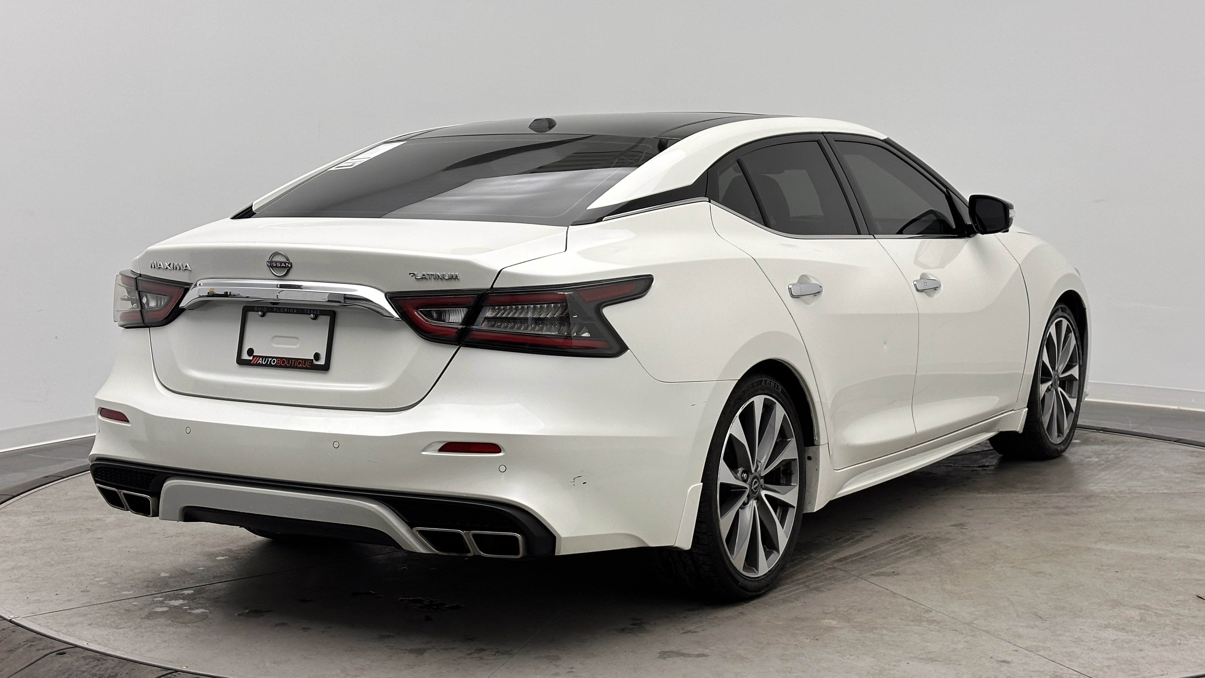 Used 2023 Nissan Maxima Platinum w/ Sport Mat Group FWD image 8