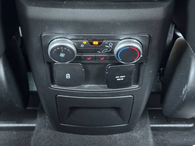 Used 2022 Ford Explorer Platinum w/ Equipment Group 601A RWD image 30