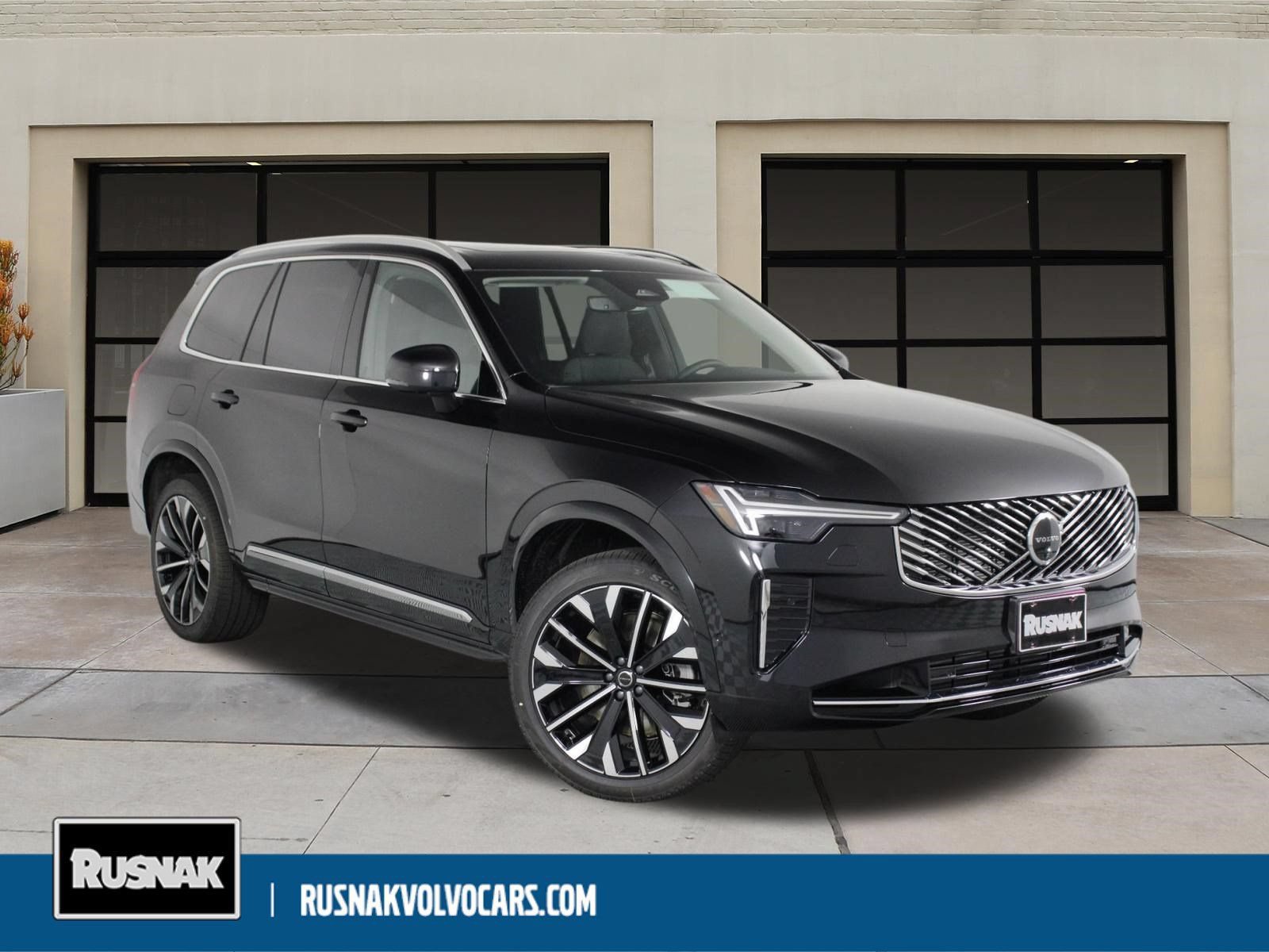 New 2026 Volvo XC90 T8 Plus