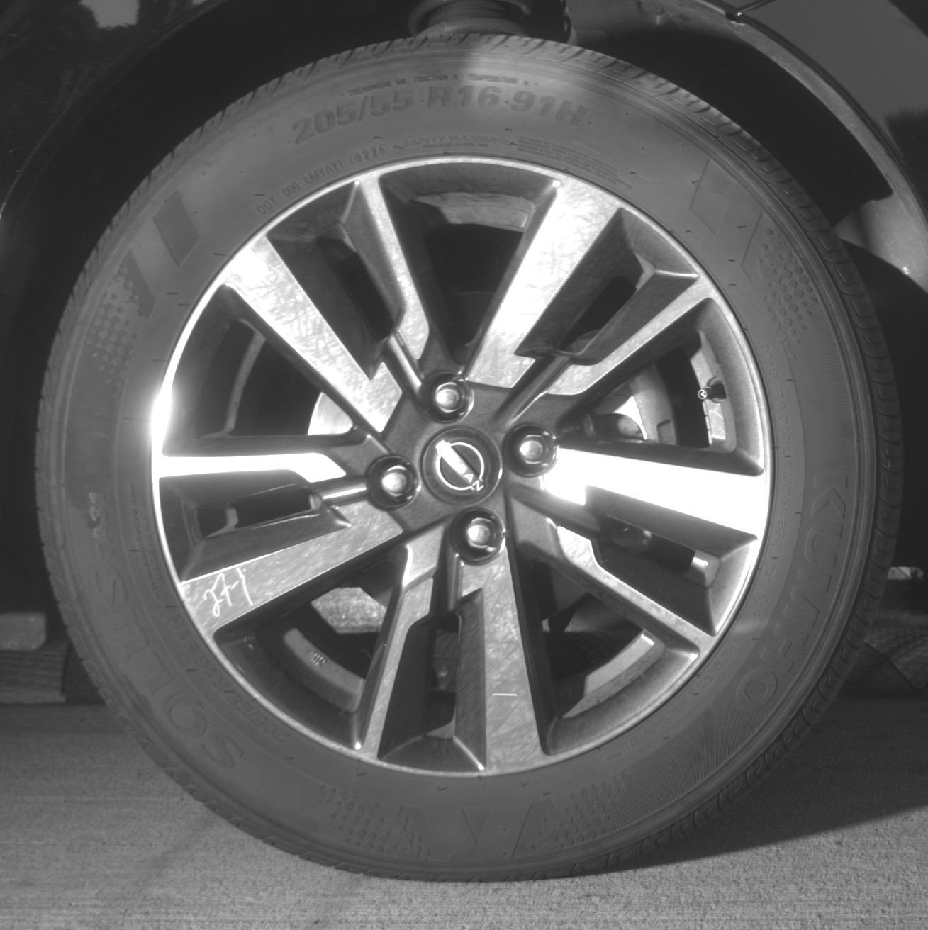 Used 2025 Nissan Versa SV image 13