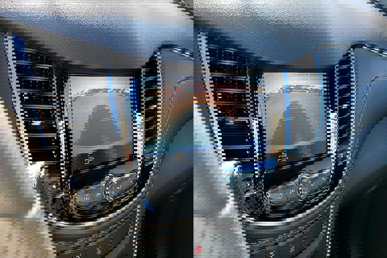 Certified 2022 Chevrolet Trax LS w/ Tint and Cruise Package image 21