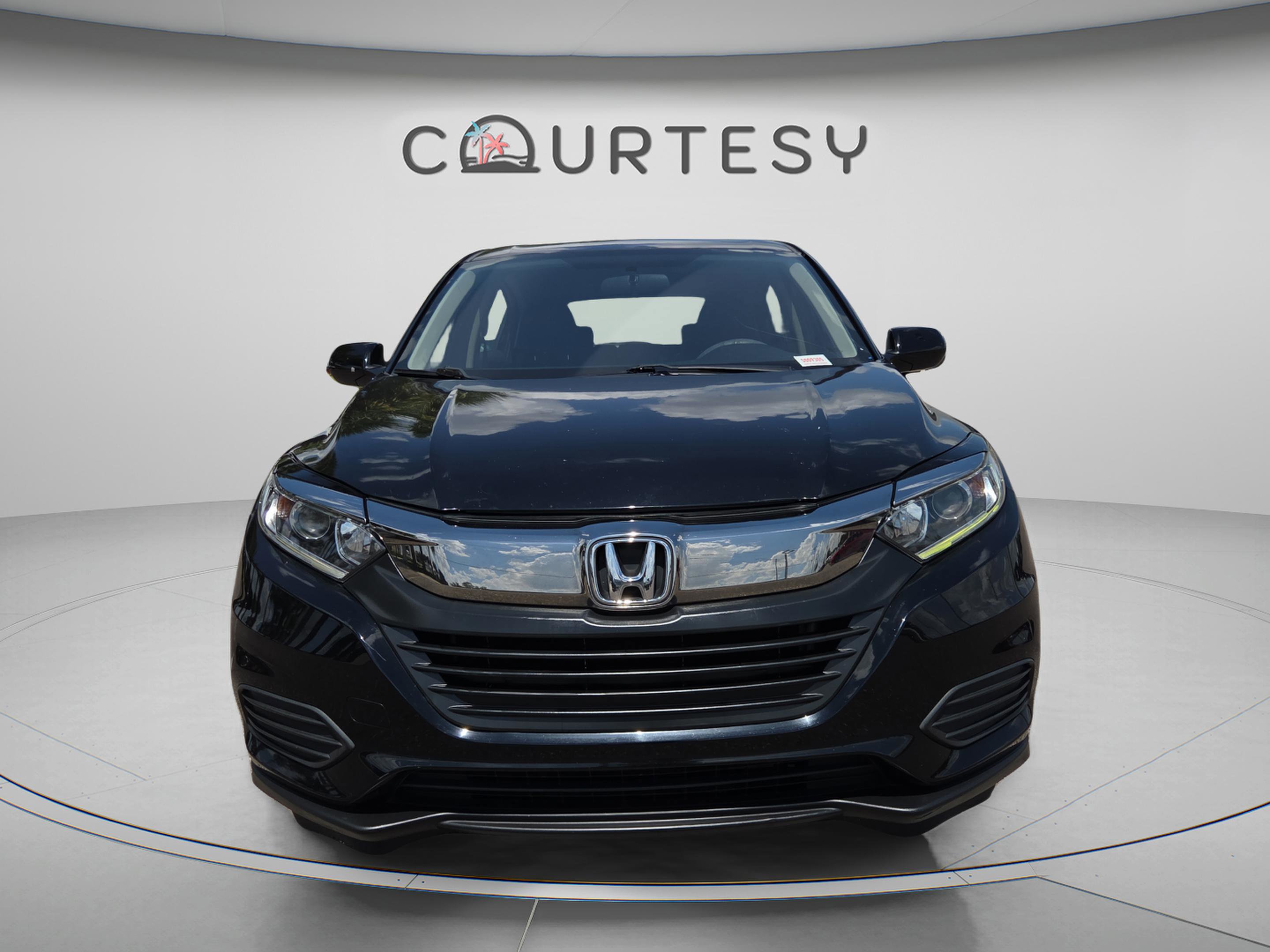 Used 2019 Honda HR-V LX image 8