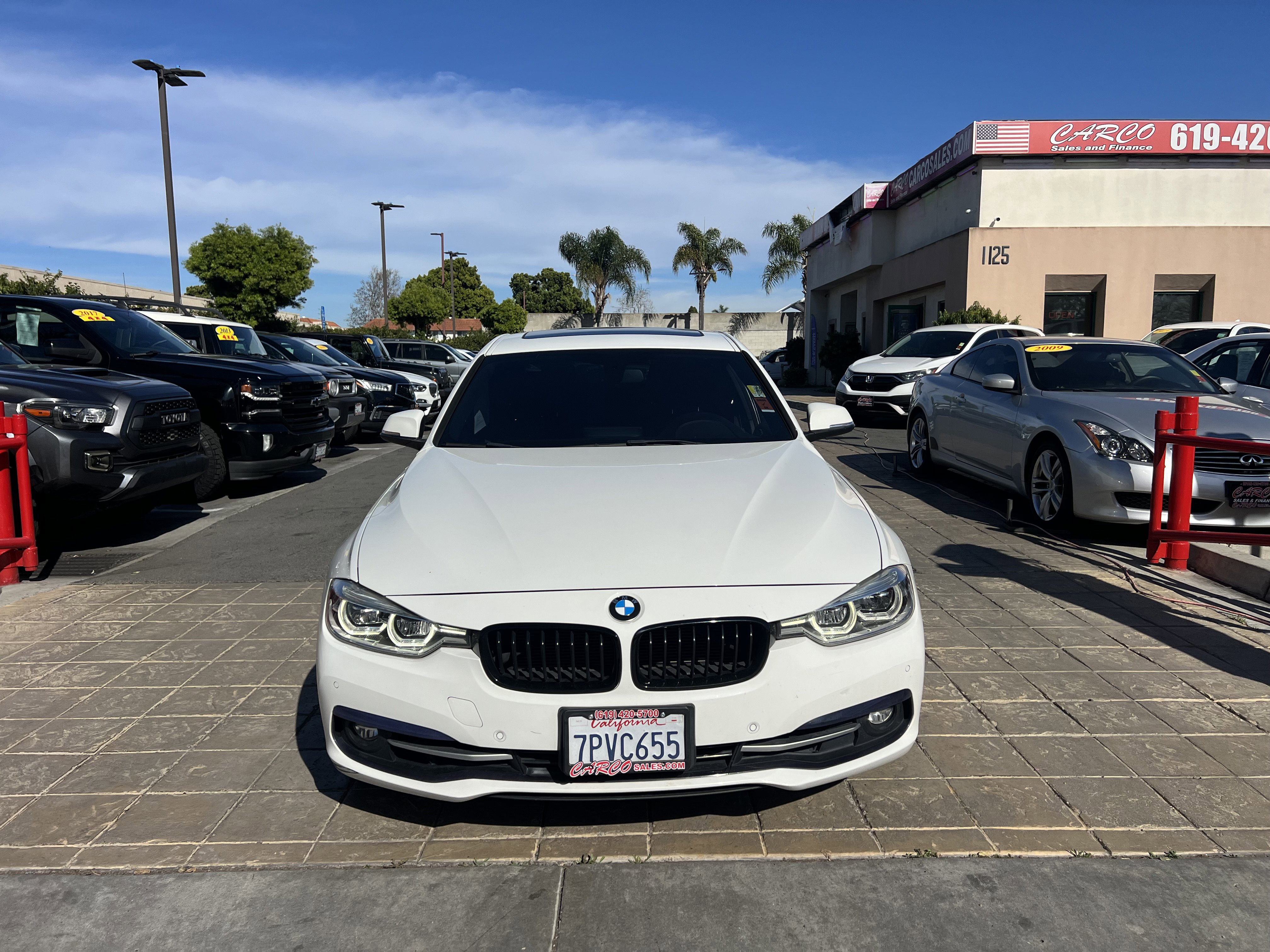 Used 2016 BMW 328i Sedan w/ Premium Package image 2