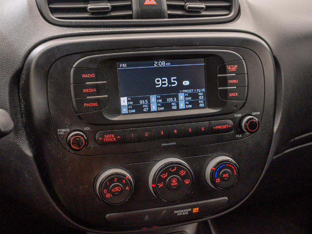 Used 2017 Kia Soul FWD image 28