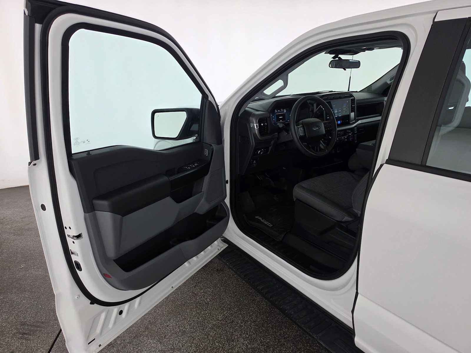 Used 2024 Ford F150 XL AWD/4WD image 19