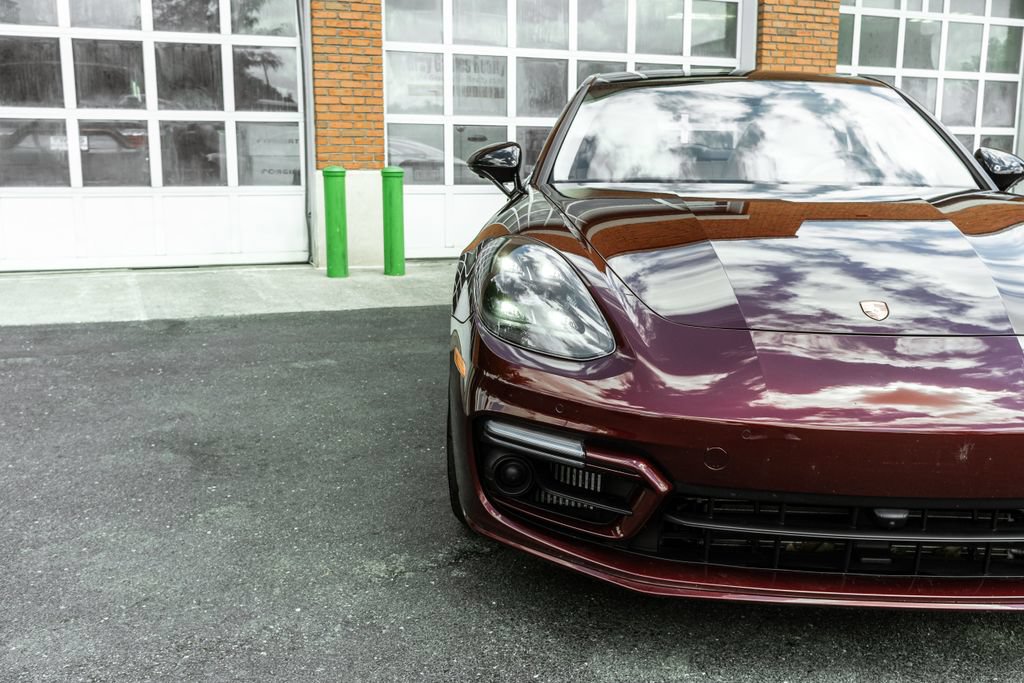 Used 2023 Porsche Panamera 4 Platinum Edition w/ Sportdesign Package AWD/4WD image 38