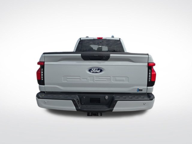 Used 2024 Ford F150 Lightning XLT AWD/4WD image 4