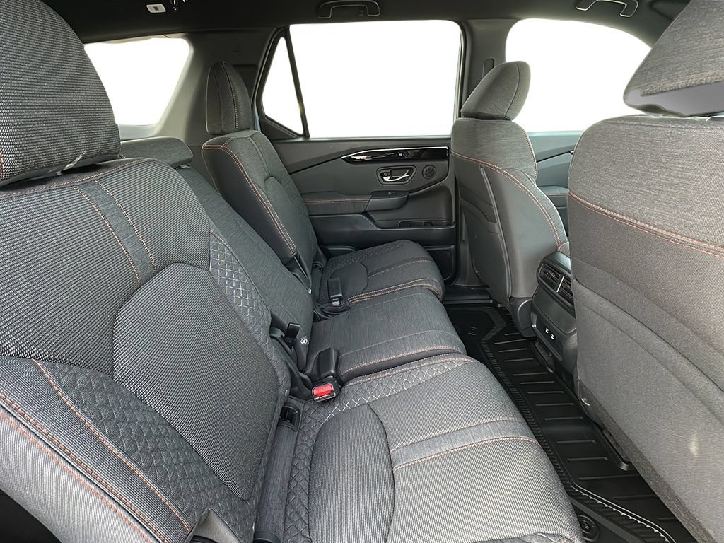 New 2026 Honda Pilot Sport image 28