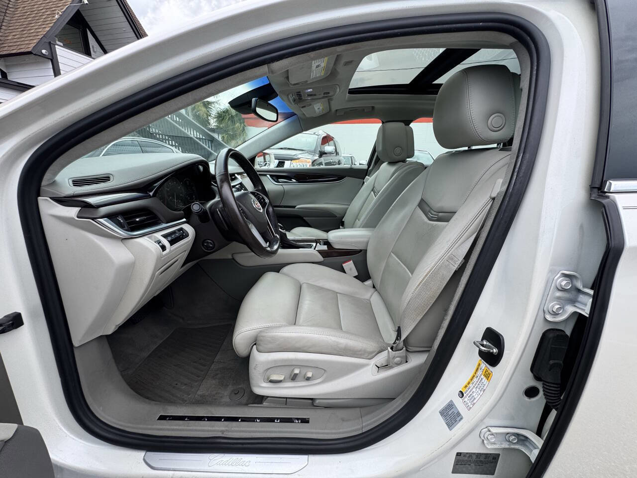 Used 2013 Cadillac XTS Platinum w/ Driver Assist Package image 9