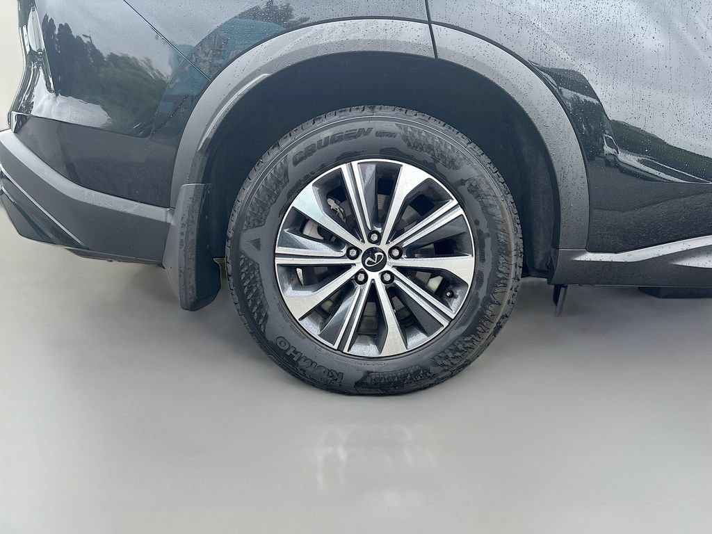 Used 2025 INFINITI QX60 Pure FWD image 11