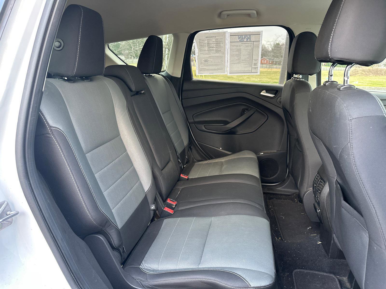 Used 2016 Ford Escape SE w/ Equipment Group 201A image 20