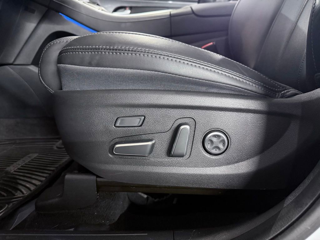 Used 2022 Hyundai Santa Fe Calligraphy image 23