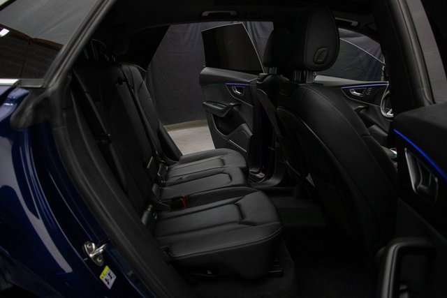 Used 2021 Audi Q8 Premium Plus image 18