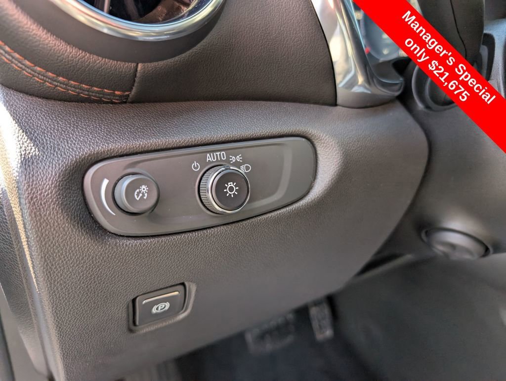 Used 2019 Chevrolet Blazer Premier w/ Sun and Wheels Package image 16