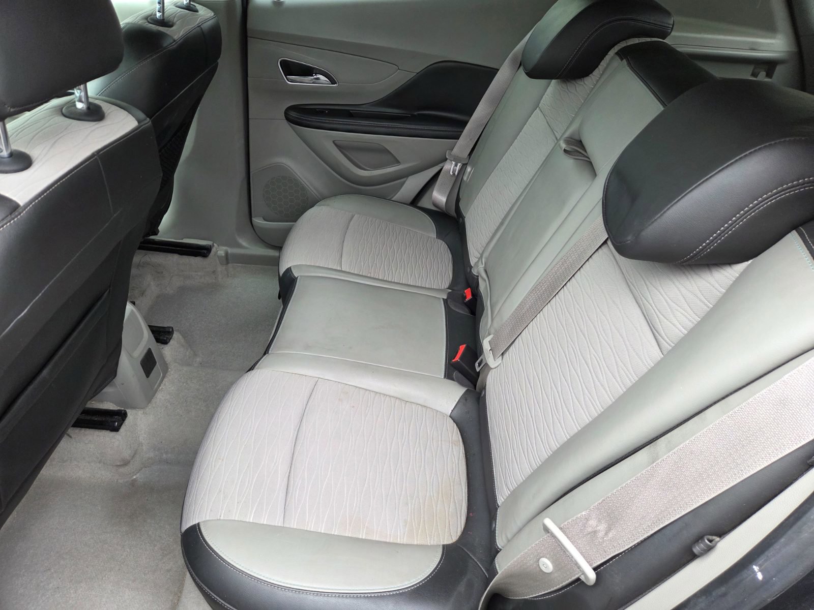 Used 2016 Buick Encore FWD image 8