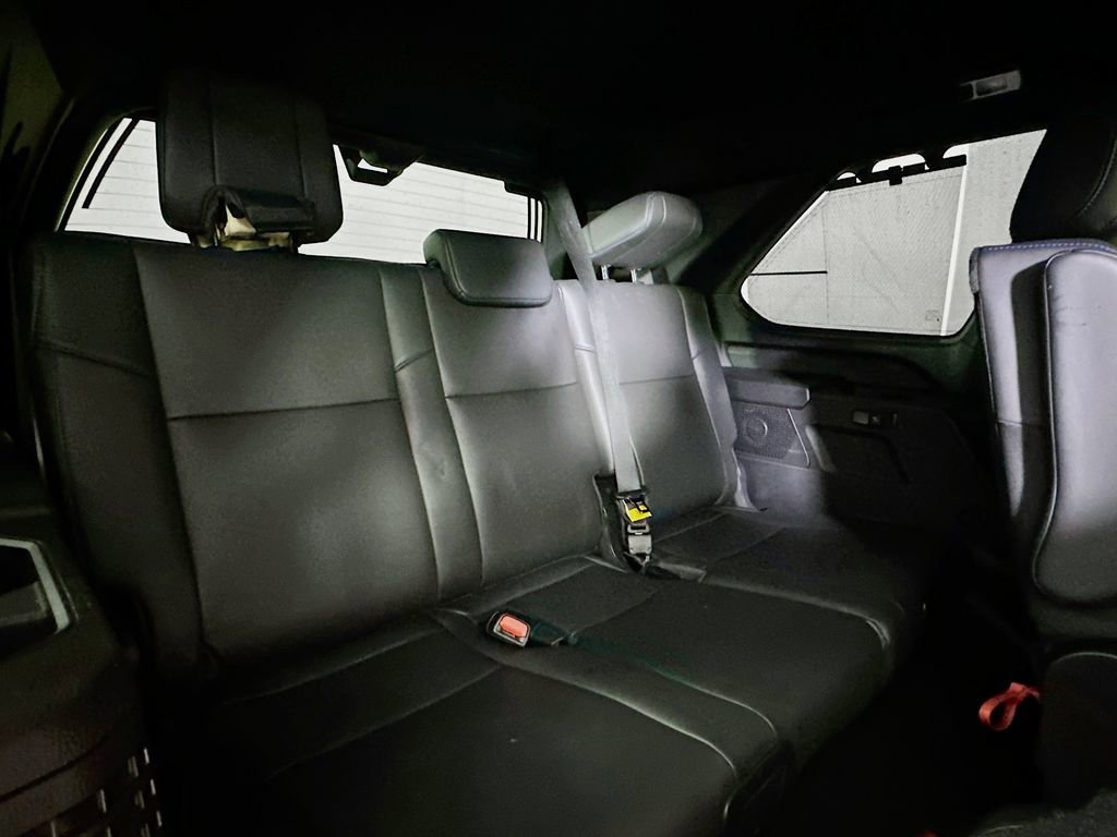Used 2023 Toyota Sequoia Platinum AWD/4WD image 14