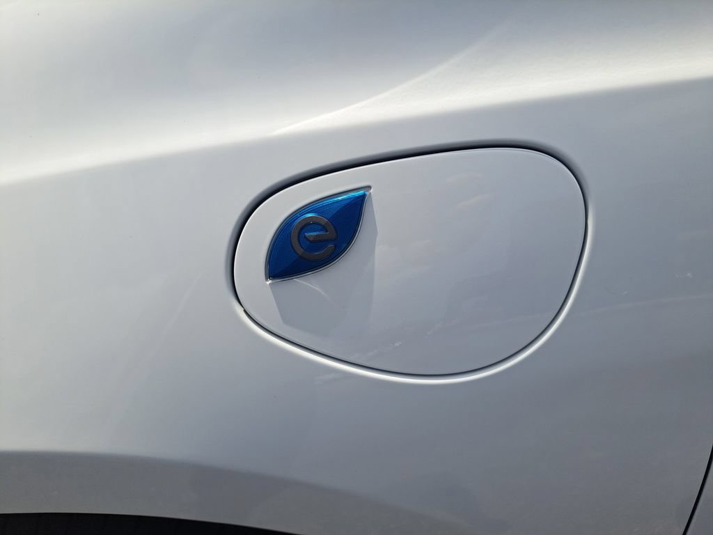 Certified 2022 Chrysler Pacifica Pinnacle FWD image 46
