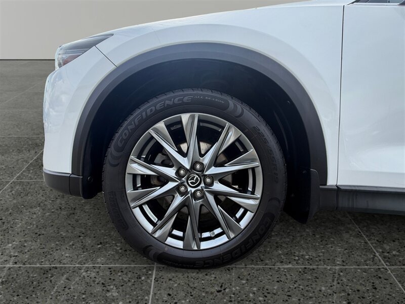 Used 2019 MAZDA CX-5 Signature AWD/4WD image 15
