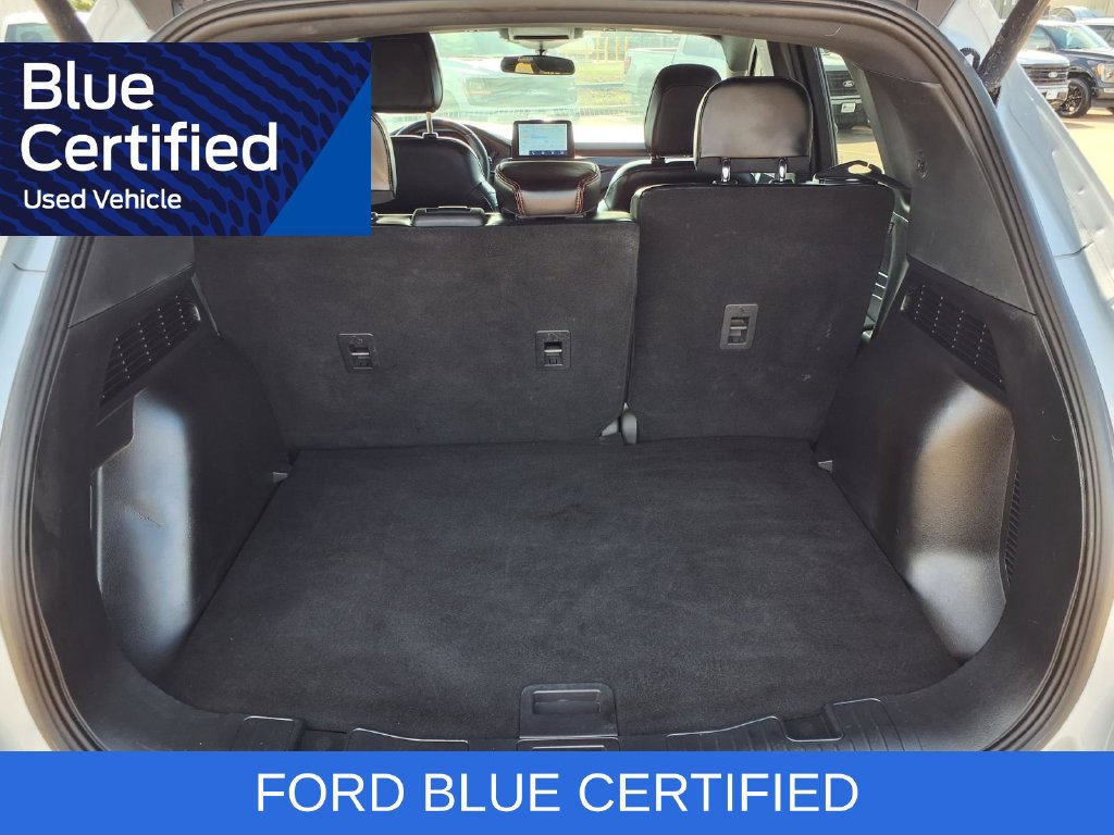 Certified 2025 Ford Escape ST-Line Select AWD/4WD image 30