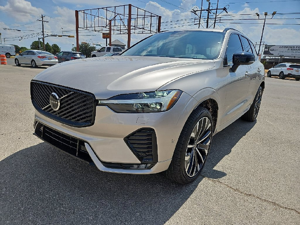 Used 2026 Volvo XC60 B5 Ultra w/ Protection Package Premier AWD/4WD image 1