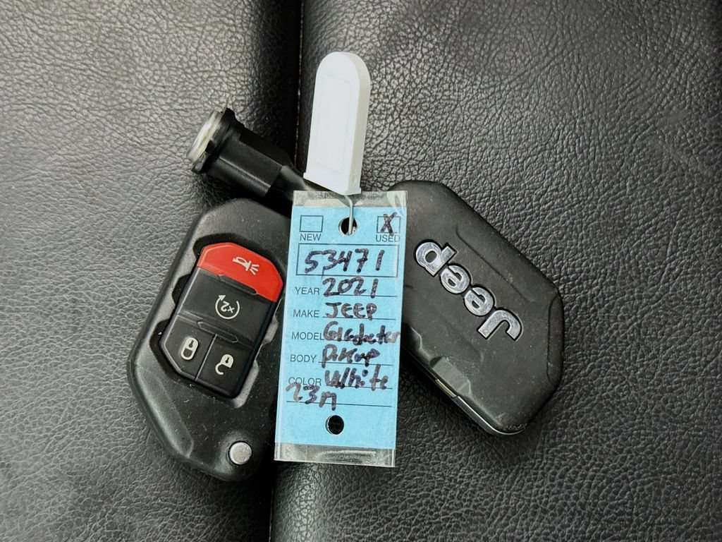 Used 2021 Jeep Gladiator Sport AWD/4WD image 33