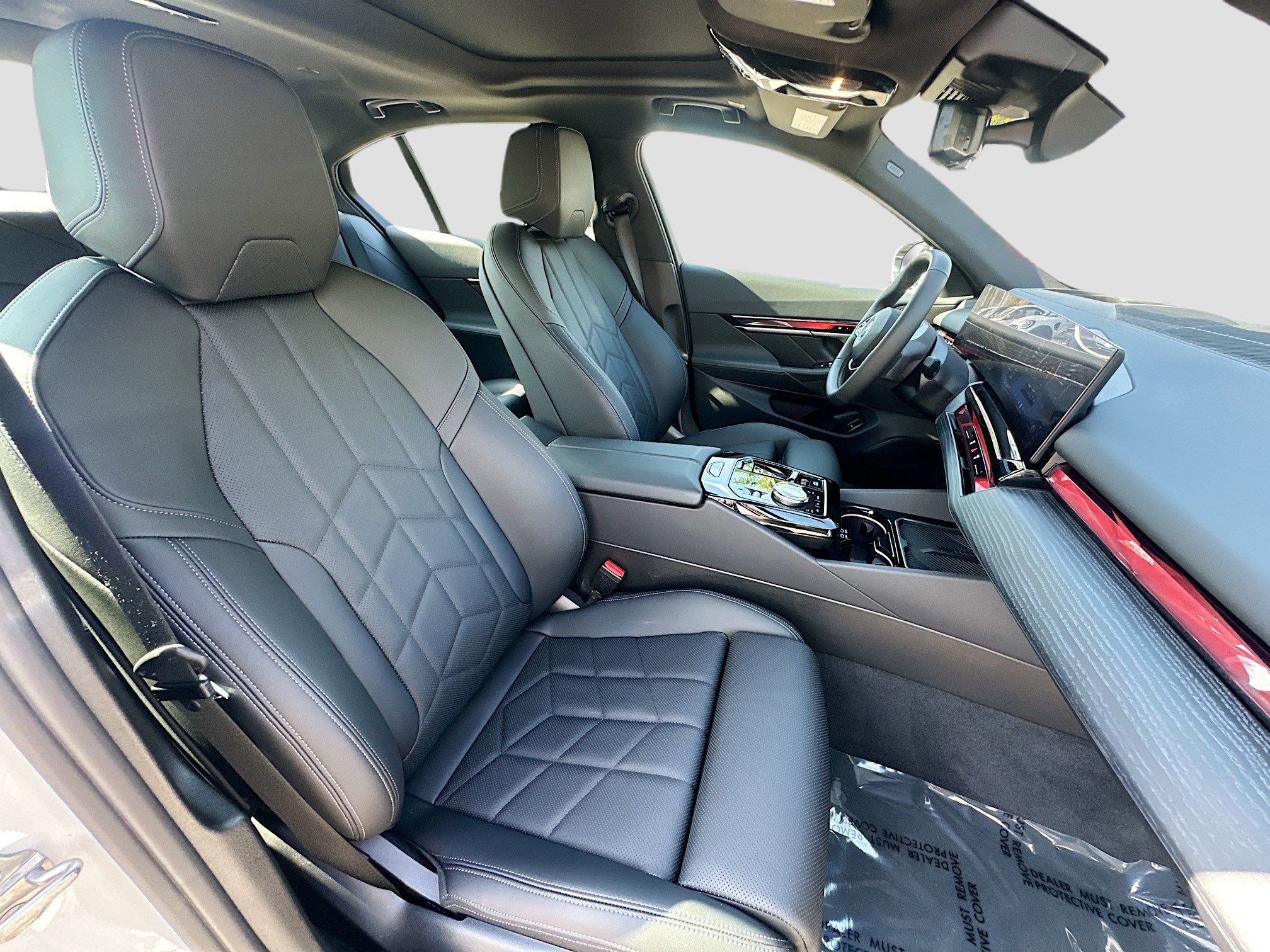 Used 2025 BMW i5 eDrive40i w/ Premium Package image 33