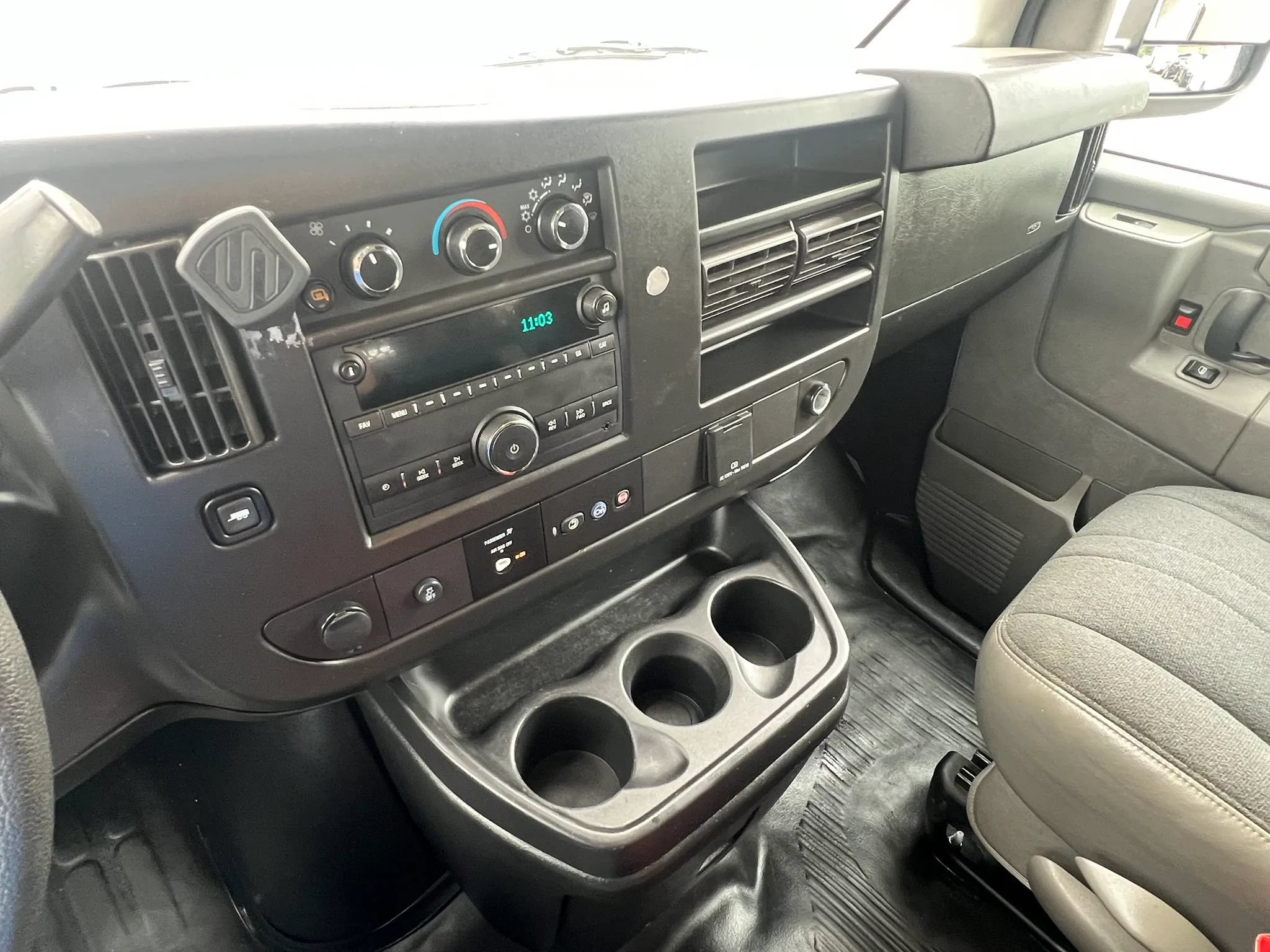 Used 2021 Chevrolet Express 2500 w/ Driver Convenience Package RWD image 22