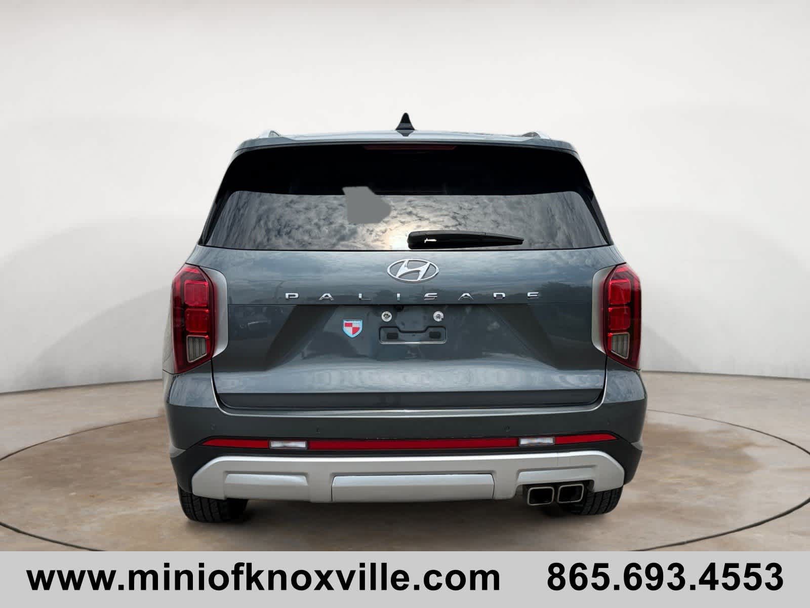 Used 2025 Hyundai Palisade SEL FWD image 4