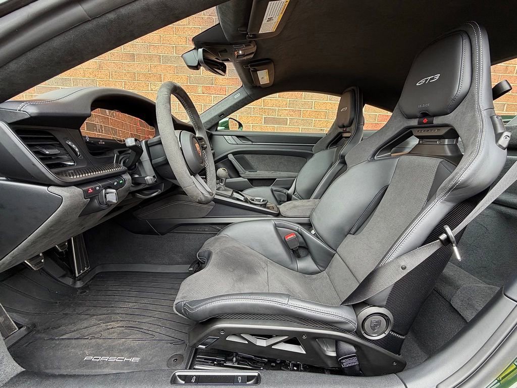 Certified 2025 Porsche 911 GT3 w/ Chrono Package RWD image 5