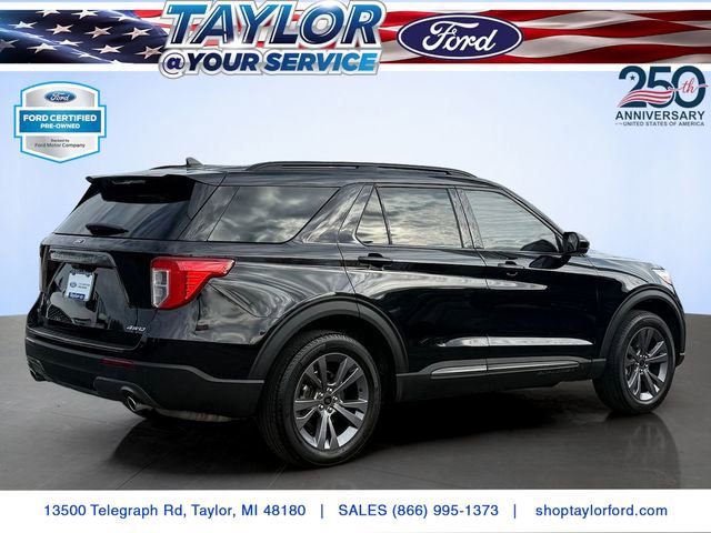 Certified 2023 Ford Explorer XLT w/ Equipment Group 202A AWD/4WD image 3