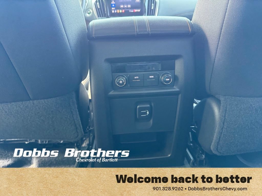 Used 2021 Chevrolet Traverse LT FWD image 35
