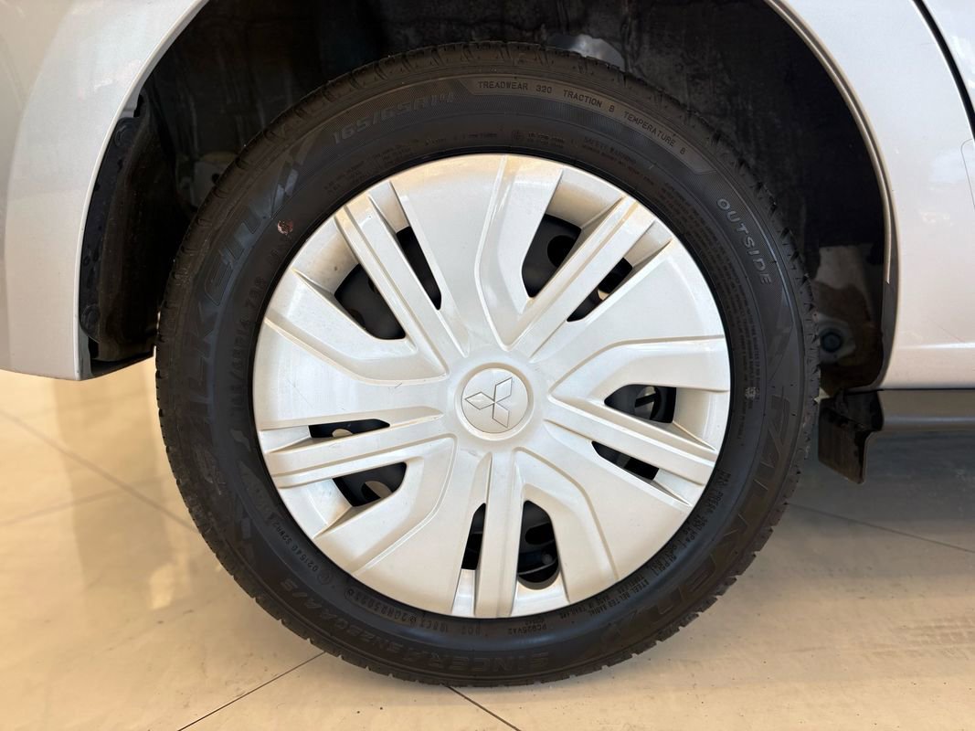 Used 2024 Mitsubishi Mirage ES FWD image 39