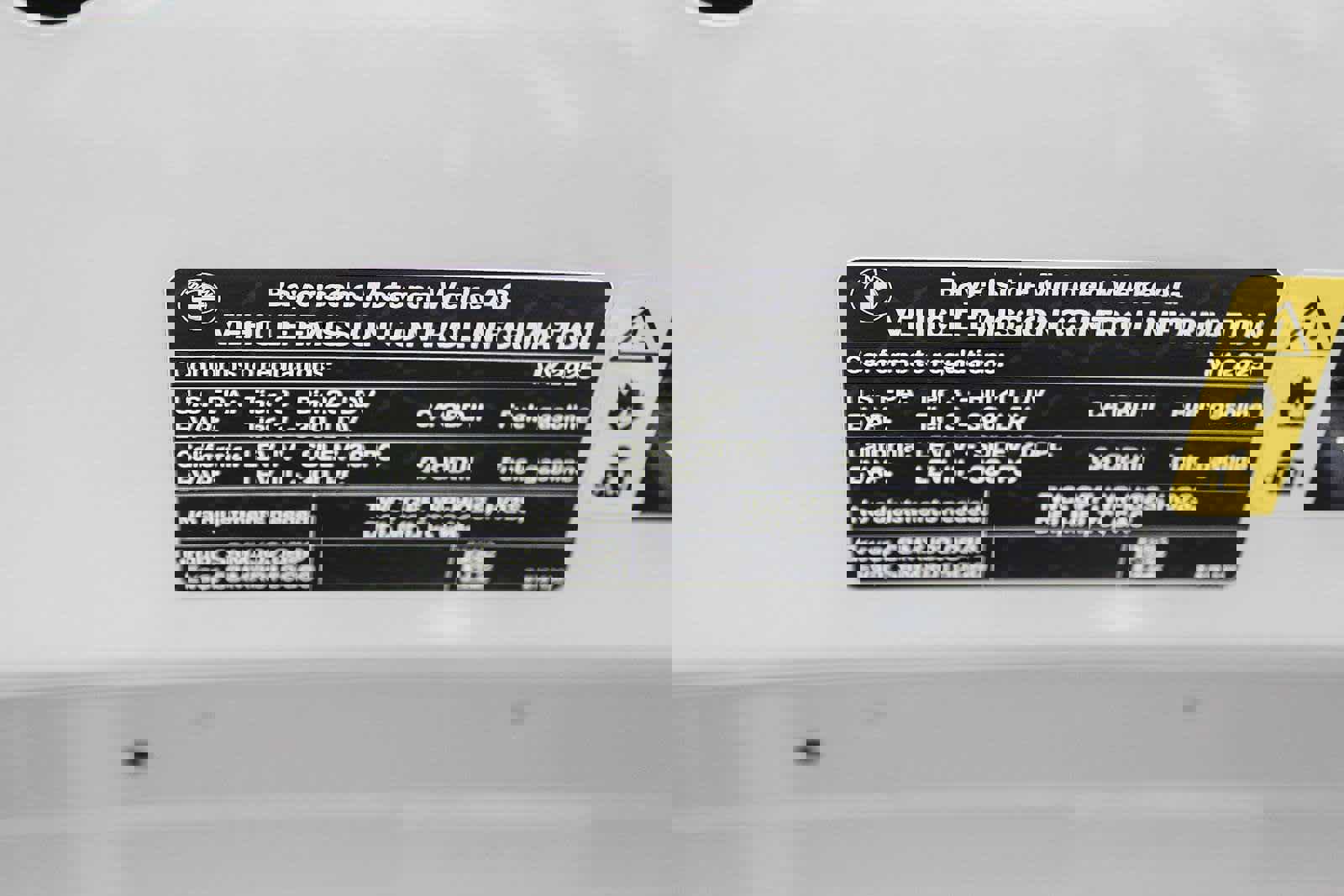 Used 2025 BMW 330i Sedan w/ Premium Package image 40