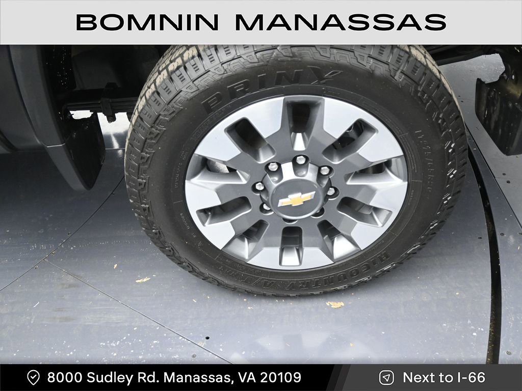Used 2023 Chevrolet Silverado 2500 Custom w/ Custom Value Package image 19