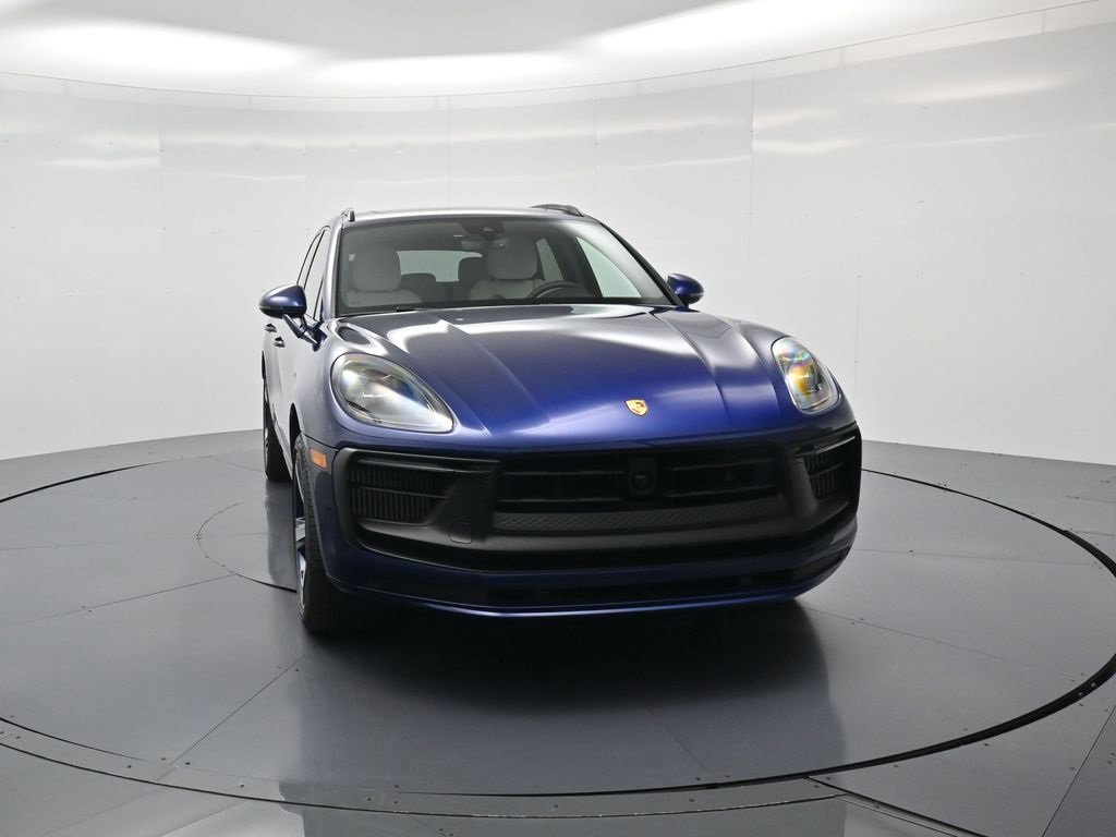 Certified 2023 Porsche Macan GTS image 33