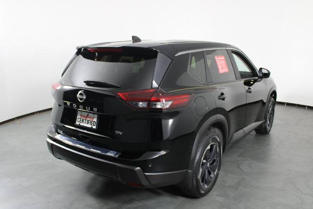 Certified 2024 Nissan Rogue SV FWD image 4