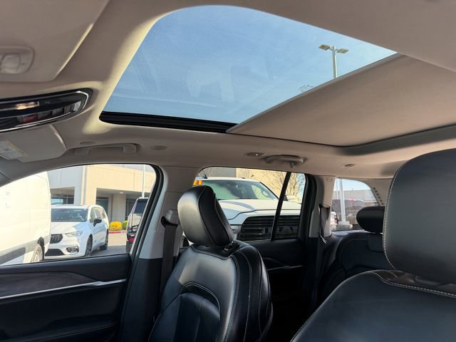 Used 2023 Jeep Grand Cherokee 4WD 4xe image 24