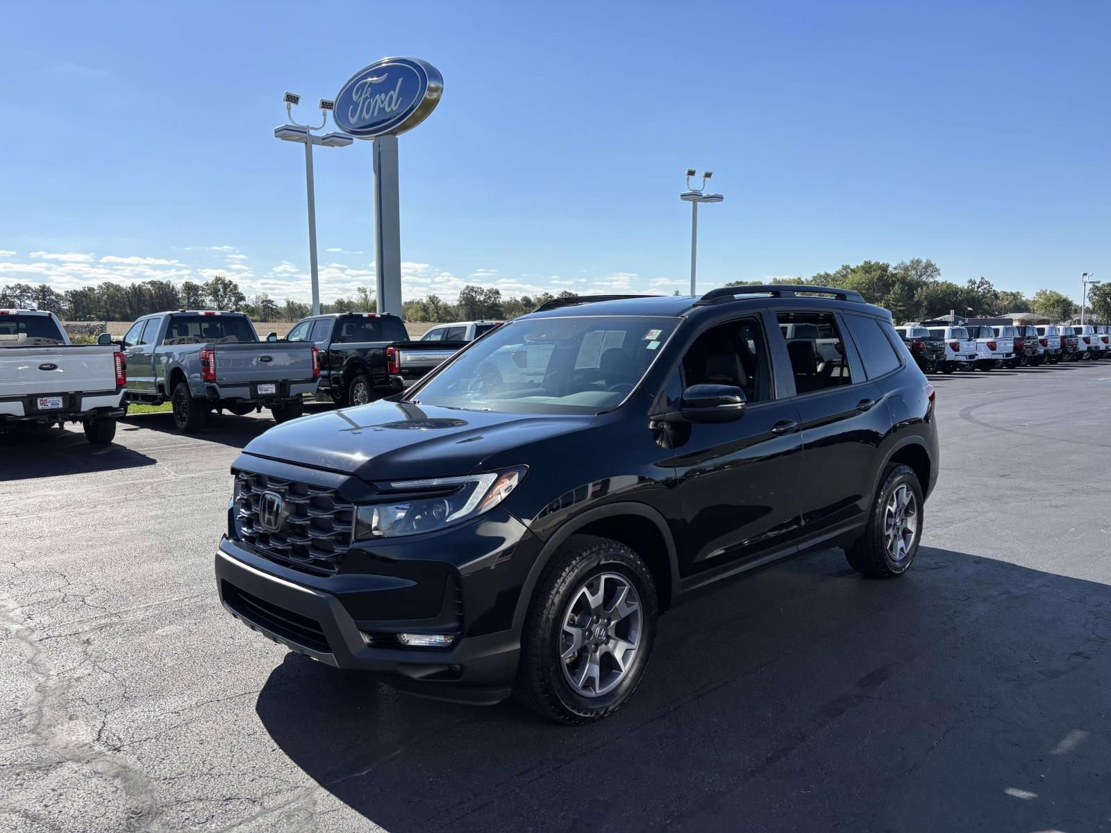 Used 2022 Honda Passport TrailSport image 4