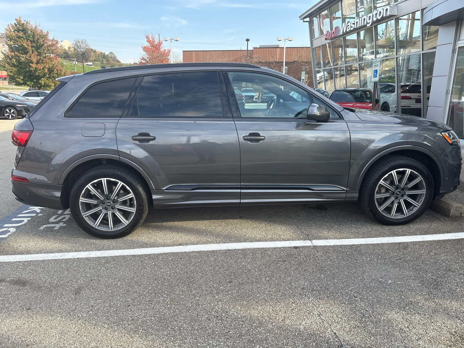 Used 2022 Audi Q7 2.0T Premium Plus AWD/4WD image 4