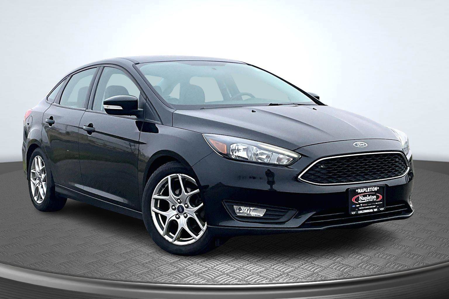Used 2015 Ford Focus SE w/ Equipment Group 201A image 12