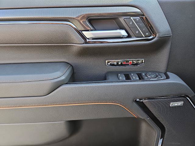 New 2026 GMC Sierra 1500 AT4 w/ AT4 Premium Package AWD/4WD image 10