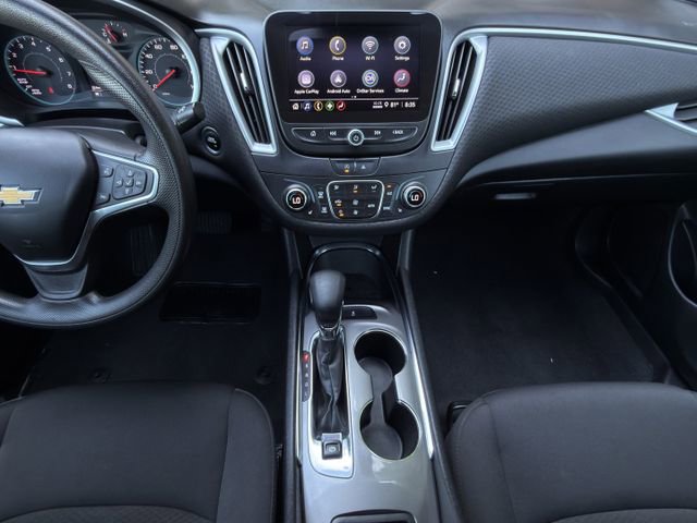 Used 2023 Chevrolet Malibu LT FWD image 16
