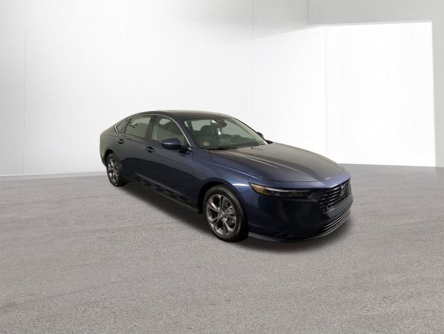 Used 2024 Honda Accord EX image 11