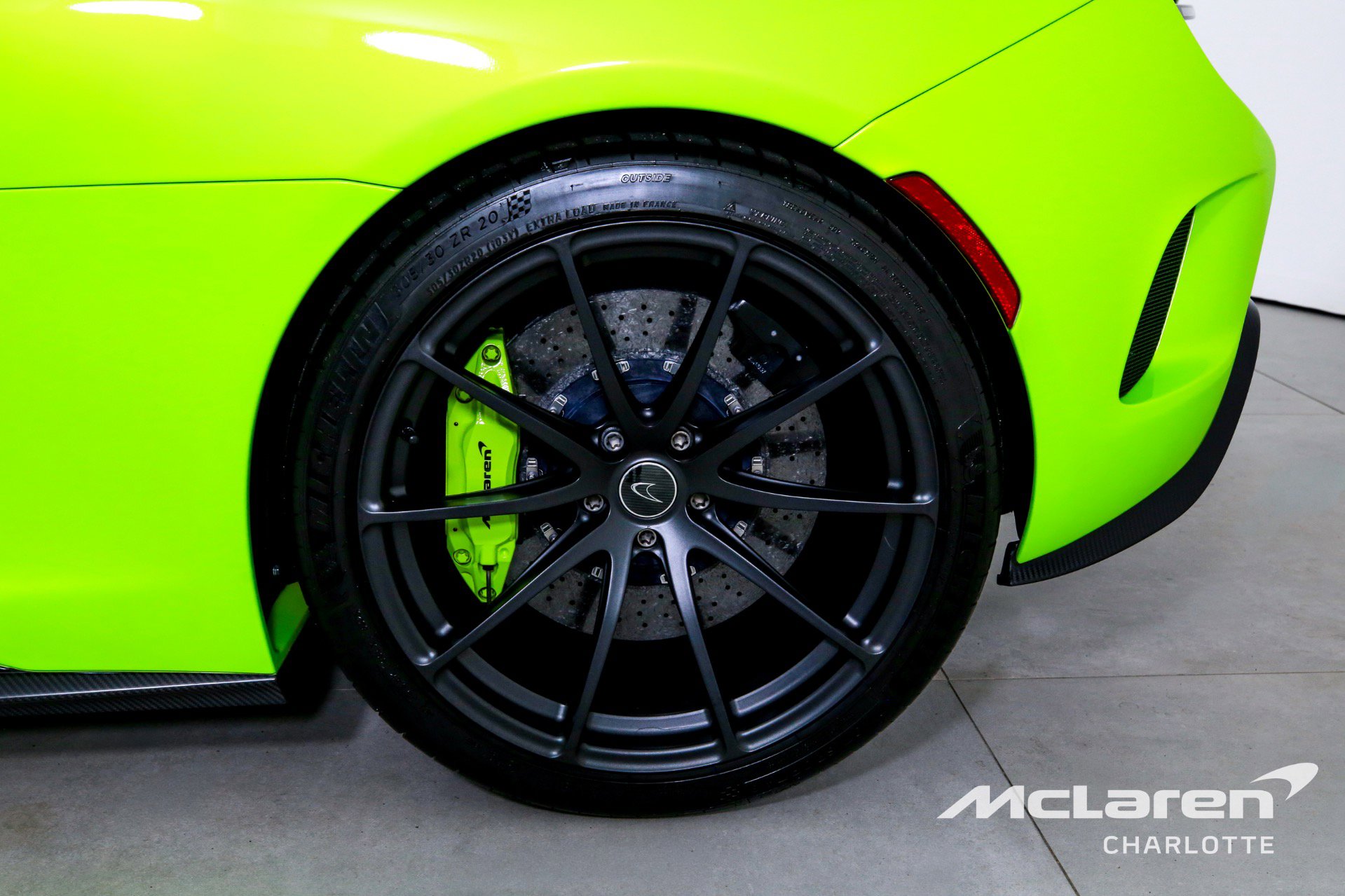 Used 2016 McLaren 675LT Coupe image 24