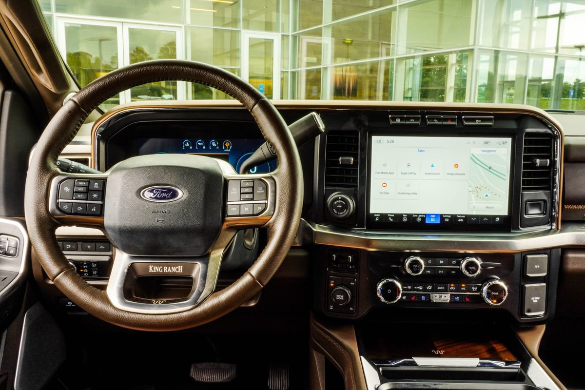 Used 2024 Ford F250 King Ranch AWD/4WD image 17